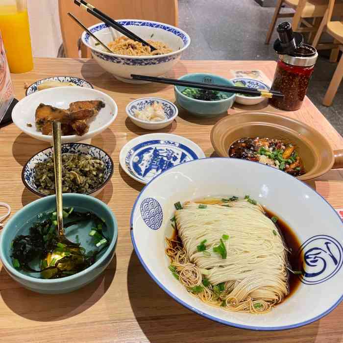 新万鑫银丝面馆(南长街店)-"全无锡好像有几家分店,这家开在南长街,也