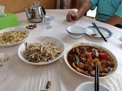 -天乐农家鱼头王(天目湖店)