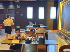 -华夏太古巨幕影城(贺龙广场店)