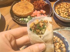 -包整·丝娃娃(甲秀楼景观店)