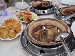 -新峰肉骨茶