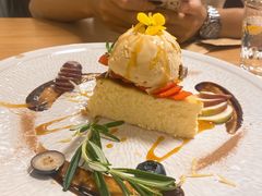 -Mark&Mars Restaurant