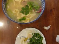 -凤齐羊肉烩面馆