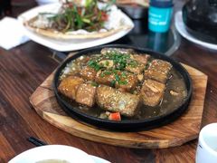 自制双色铁板豆腐-张家卫·阳江菜·小海鲜(肥婆湾桥店)