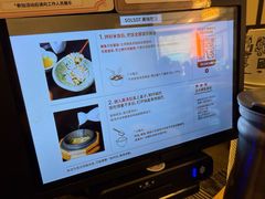 -BHC炸鸡(明洞总店)