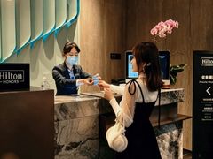 -深圳国际会展中心希尔顿酒店(前海华发冰雪世界店)