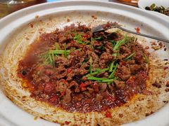 香菜现炒牛肉-渔乡米香·剁椒鱼头(四方坪店)