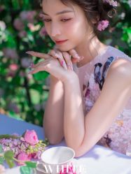 -纯色时光婚纱艺术馆WHITE