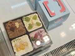 -山与蓝·轻糖鲜果蛋糕(勒泰店)