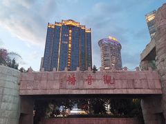 -观音桥步行街