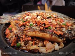 -鸣记脆皮烤鱼·海鲜烤鱼(三八广场店)