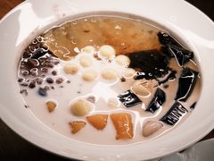 -RUXU入续糖水铺与包(卓悦中心店)