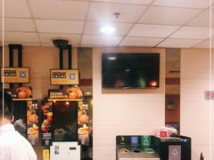 -麦当劳(北京南站店)