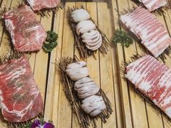 -韩盛炭火烤肉(万达广场店)