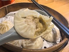 -馋三尺蟹粉小笼(人民广场店)