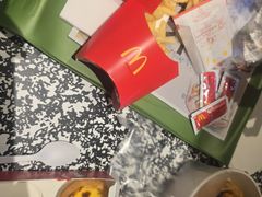 -麦当劳(十字街店)