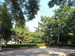 -玲珑塔公园