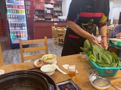 -濠轩阁特色生蚝火锅(水湾路店)