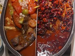 -江边城外烤全鱼(汉光百货店)