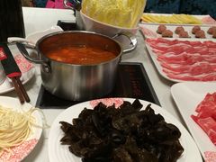 -阿香婆欢乐火锅(淄博万象汇店)