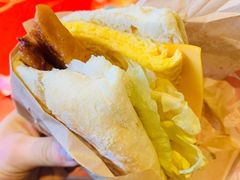 鸡排厚蛋烧三层帕尼尼-肯德基(前门店)