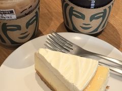 -星巴克(长沙友阿奥特莱斯店)