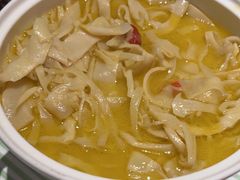 -桂满陇·蟹黄小笼汤包(中山公园店)