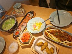 -蜜桃餐厅·伴山(绿宝广场店)