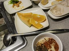 -海底捞火锅(曹安公路店)
