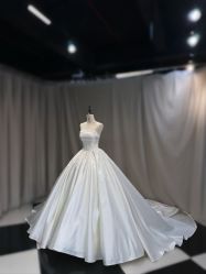 -珠海女王嫁衣馆(珠海左右创意园店)