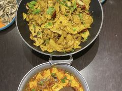 -川流不息·地道川菜·小龙虾(松东路店)