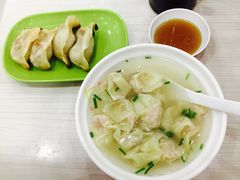 -珊珊小笼馆(仙霞路店)
