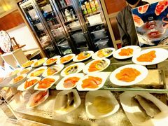 -大中华希尔顿酒店-念自助餐·嗨啤·小龙虾