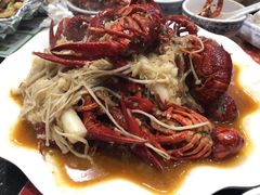 蒜香小龙虾-川香煲(茅台路店)