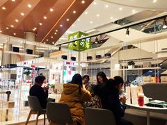 大堂-奈雪的茶(市百一店)