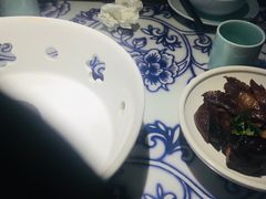 -卢大鲜鱼头捞饭(美利广场店)