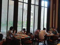 -亚龙湾希尔顿自助餐厅·海鲜·烧烤·沙滩BBQ·现场乐队