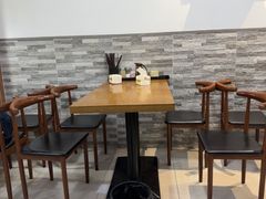 -黄阿姨锅贴大王(万航渡路店)