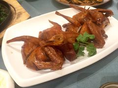 红烧乳鸽-沙龙酒家