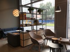 靠窗位-dotcom coffee古点咖啡(致真大厦店)