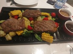 -必胜客(安盛金马店)