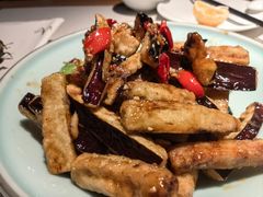 -聚友斋(陶瓷琉璃馆水晶街店)