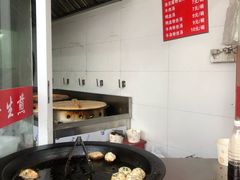 -香山胡记吴江路生煎(灵山路店)