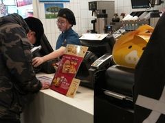 -麦当劳(中山公园龙之梦店)