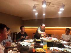 -川流不息·地道川菜·小龙虾(松东路店)