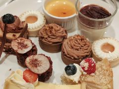 -怡咖啡海鲜自助餐厅(浦东香格里拉店)