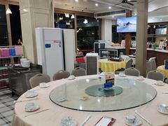 -鹏城人家海鲜酒家·23年老字号(较场尾店)