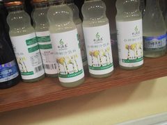 -果松木炭酸菜铜火锅·外婆参鸡汤