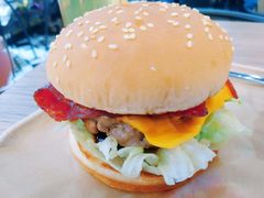 培根芝士牛堡-牛纽塔·牛人堡(群众路店)