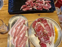 -金刚山黑牛炭火自助烤肉(西大望路店)